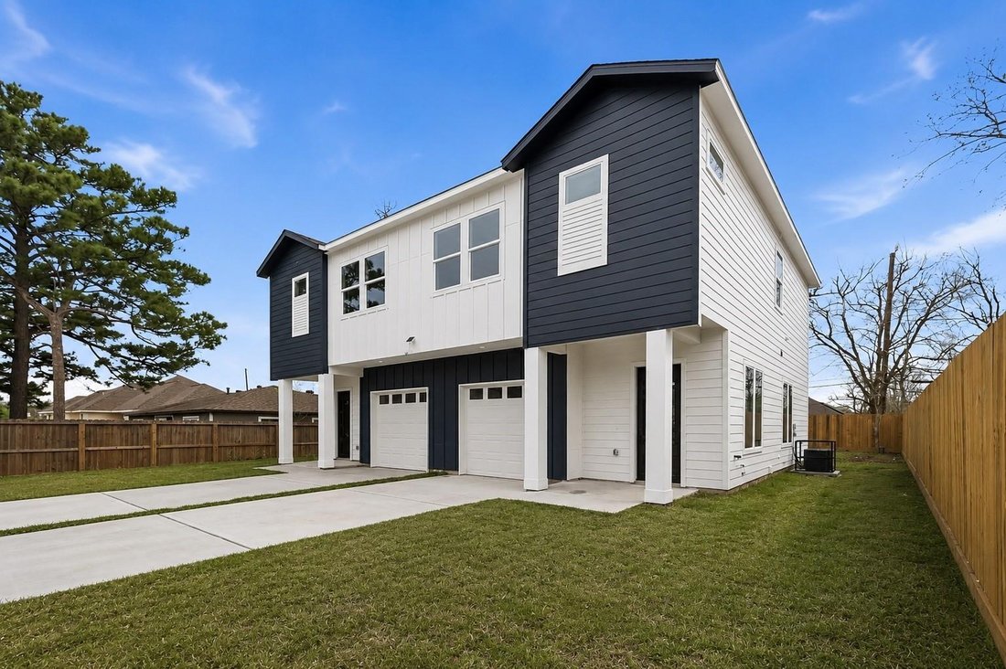 Houston, Texas, United States 2 - 18494035