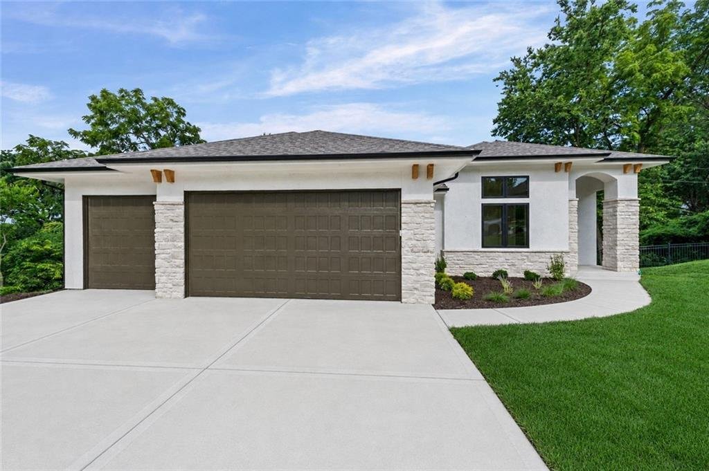 House in Parkville, Missouri, United States 1 - 18053942