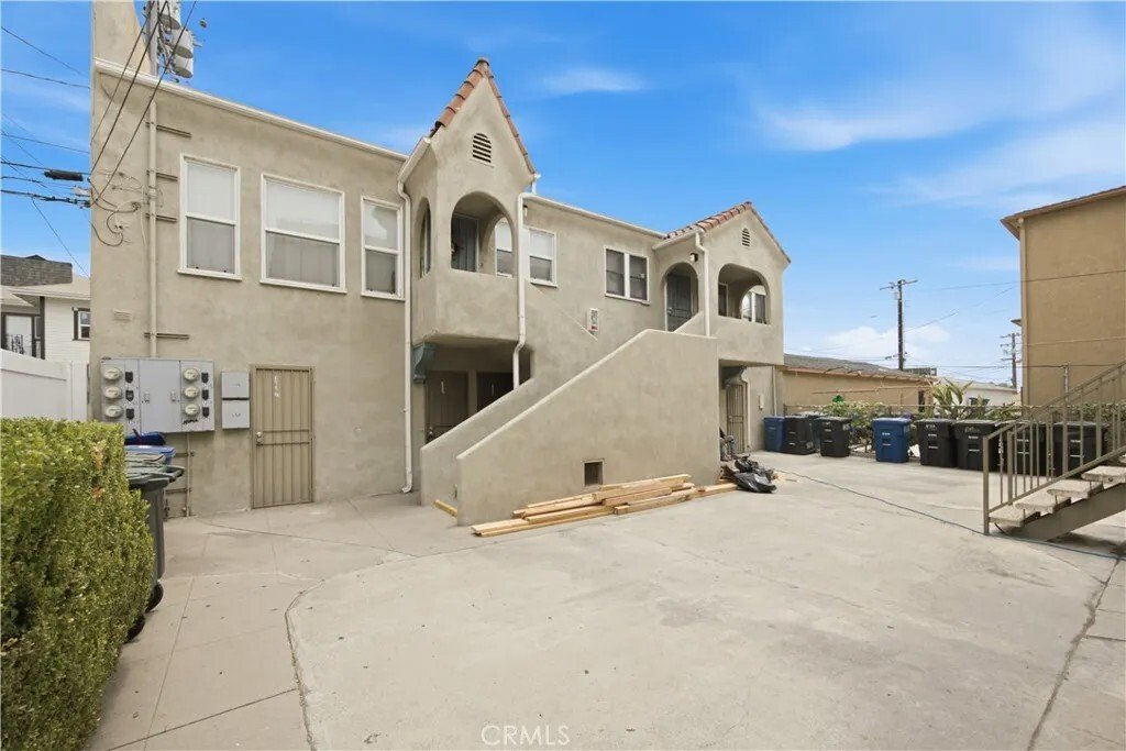East Los Angeles, California, United States 4 - 18493594