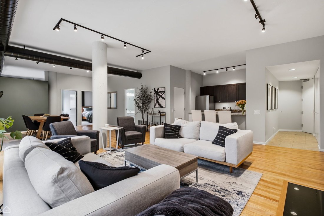 Condo in Naperville, Illinois, United States 4 - 18494685