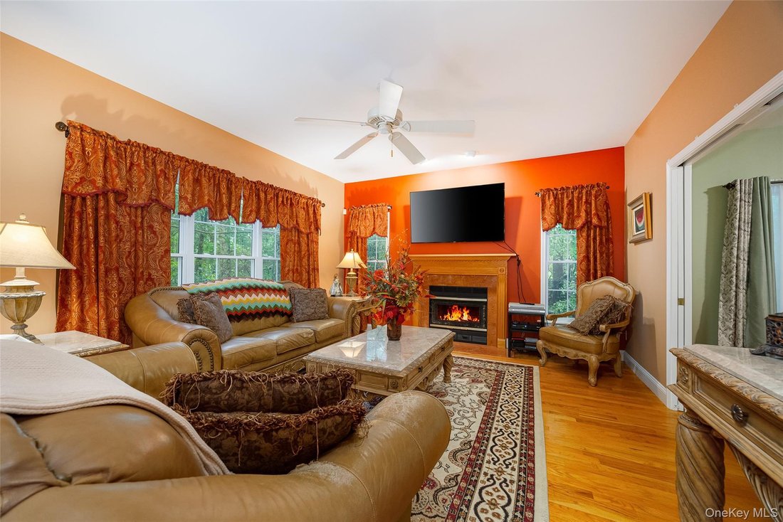 House in Holmes, New York, United States 5 - 18495020