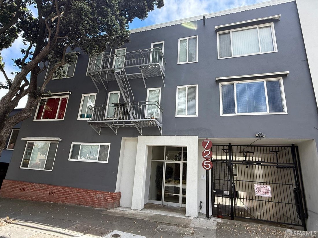 San Francisco, California, United States 1 - 18494358
