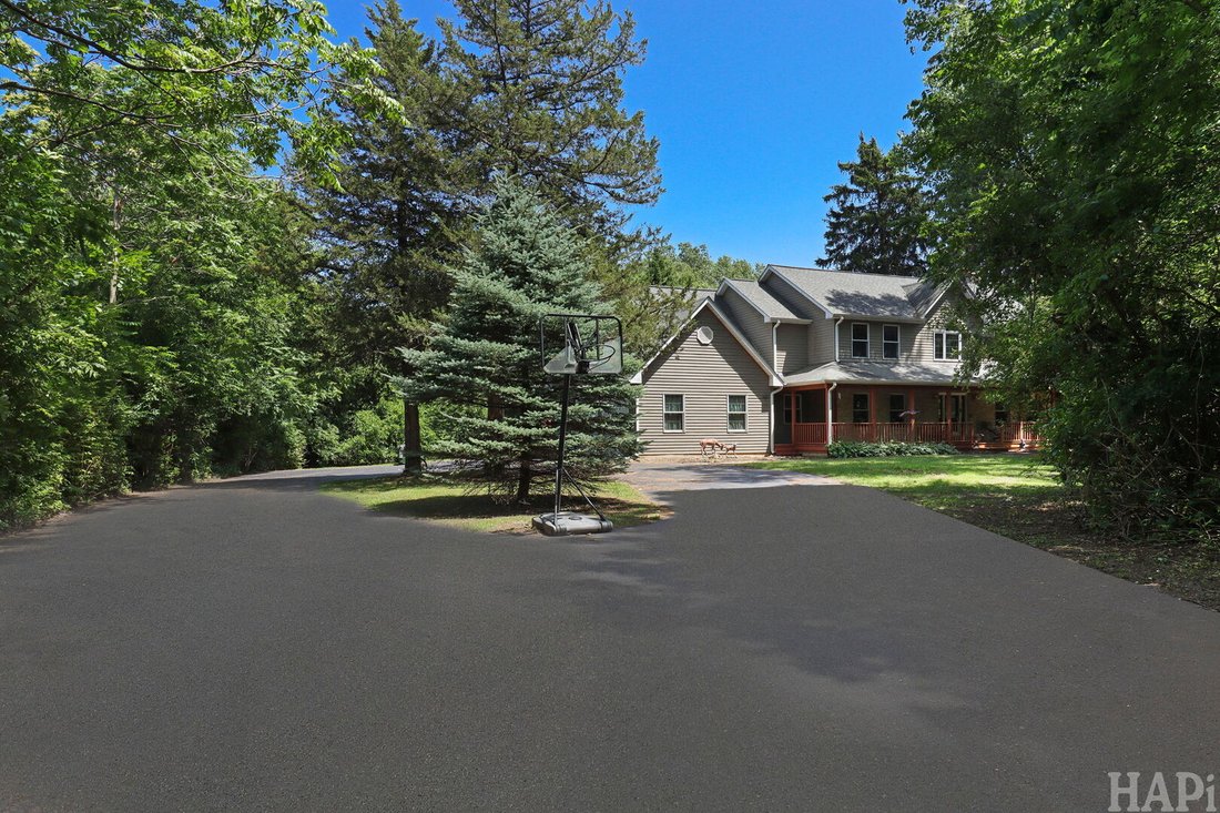 House in Antioch, Illinois, United States 5 - 18494702