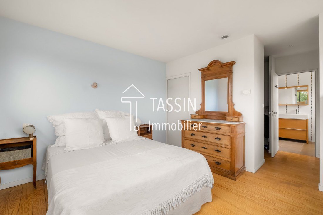 Villa in Tassin le Bourg, Tassin-la-Demi-Lune, France 4 - 18493779