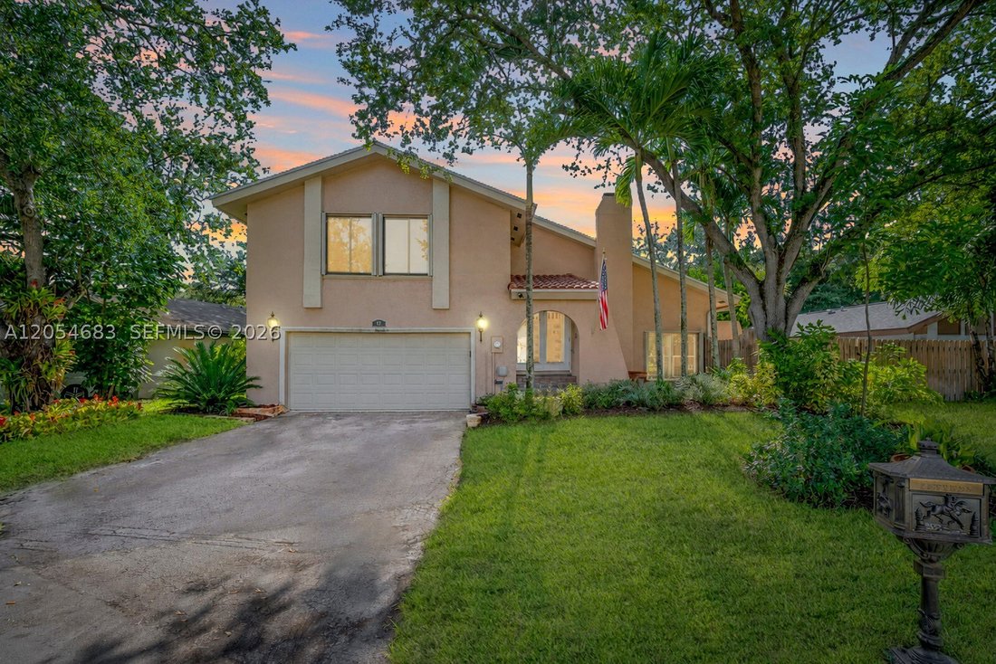 Casa a Pembroke Pines, Florida, Stati Uniti 2 - 18493492
