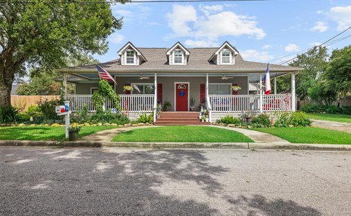House in Bellville, Texas, United States 1
