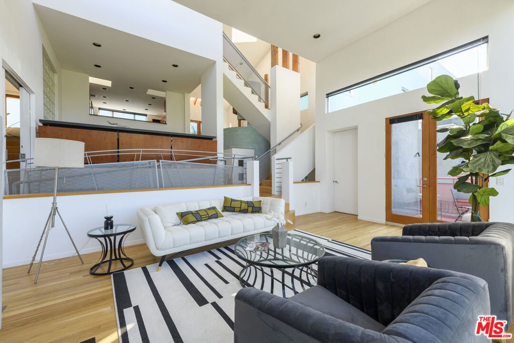 House in Los Angeles, California, United States 3 - 18494408
