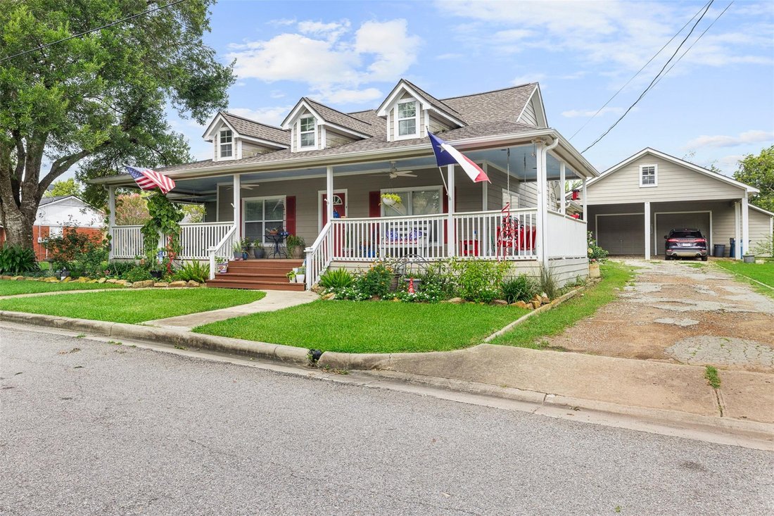 House in Bellville, Texas, United States 2 - 18494178