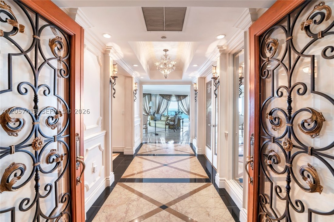 Condo in Miami Beach, Florida, United States 3 - 18493490