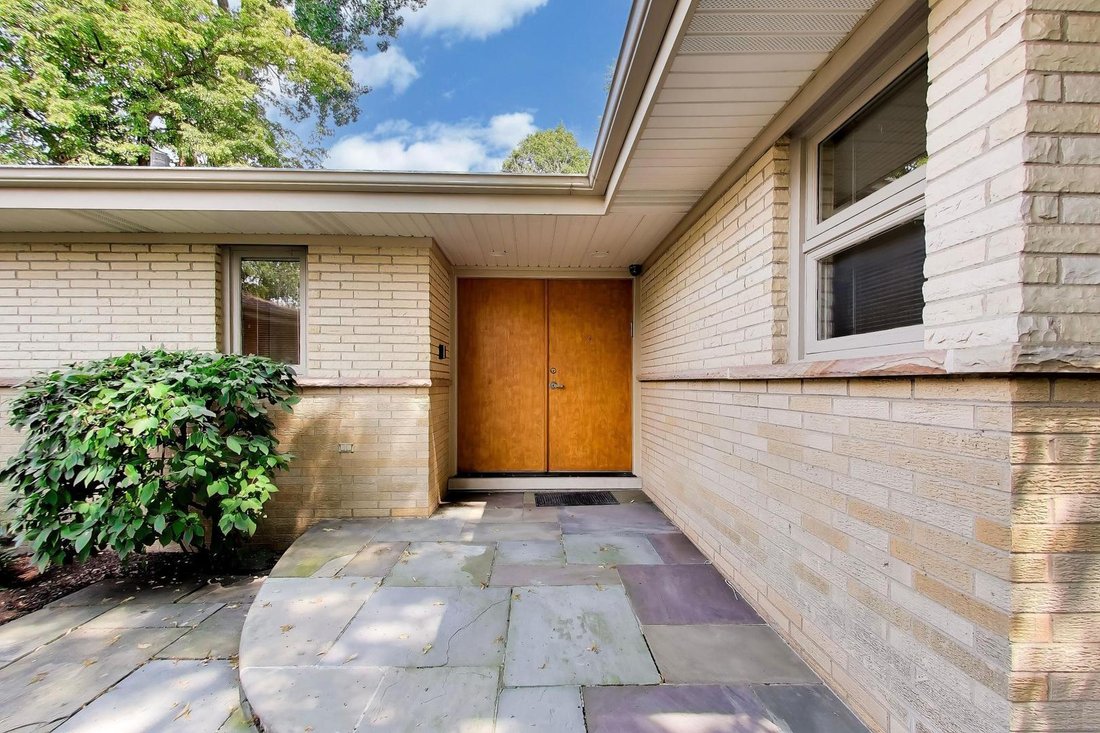 House in Skokie, Illinois, United States 2 - 18494658