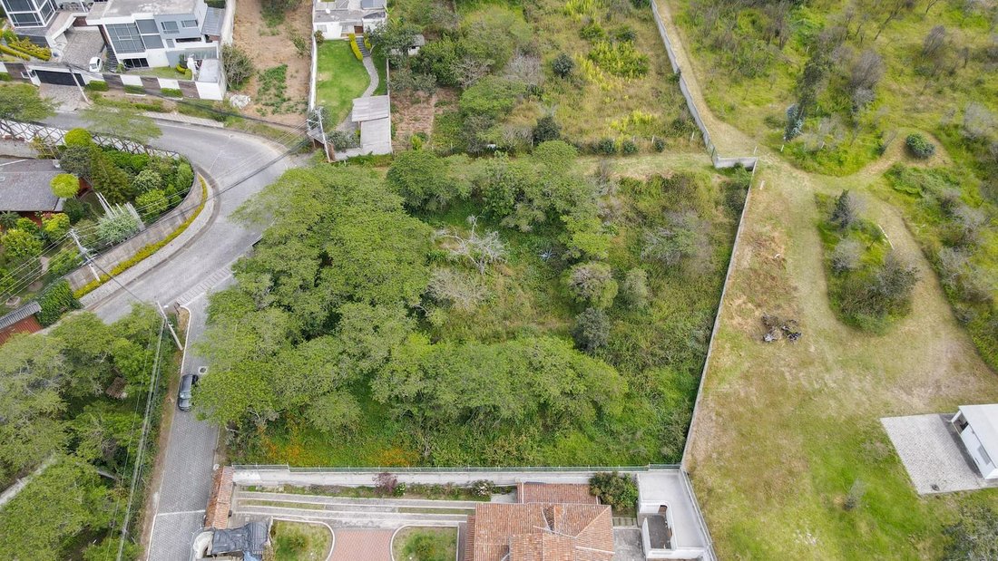Land in Quito, Pichincha, Ecuador 1 - 18492576