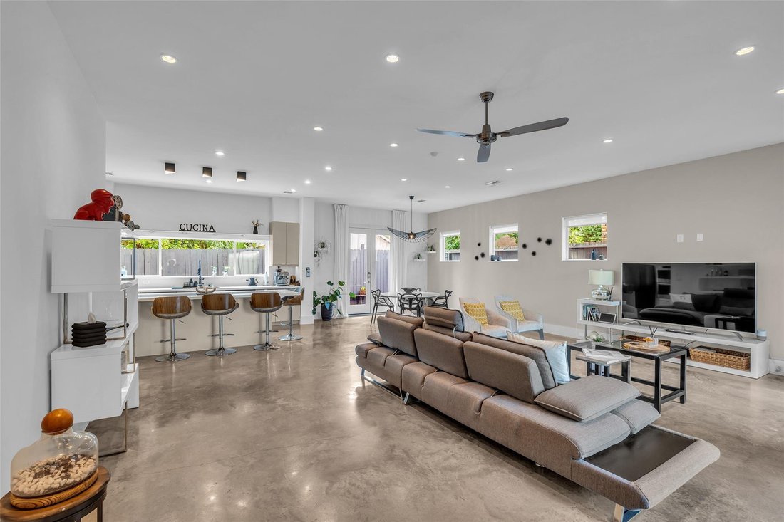 House in Houston, Texas, United States 5 - 18494026