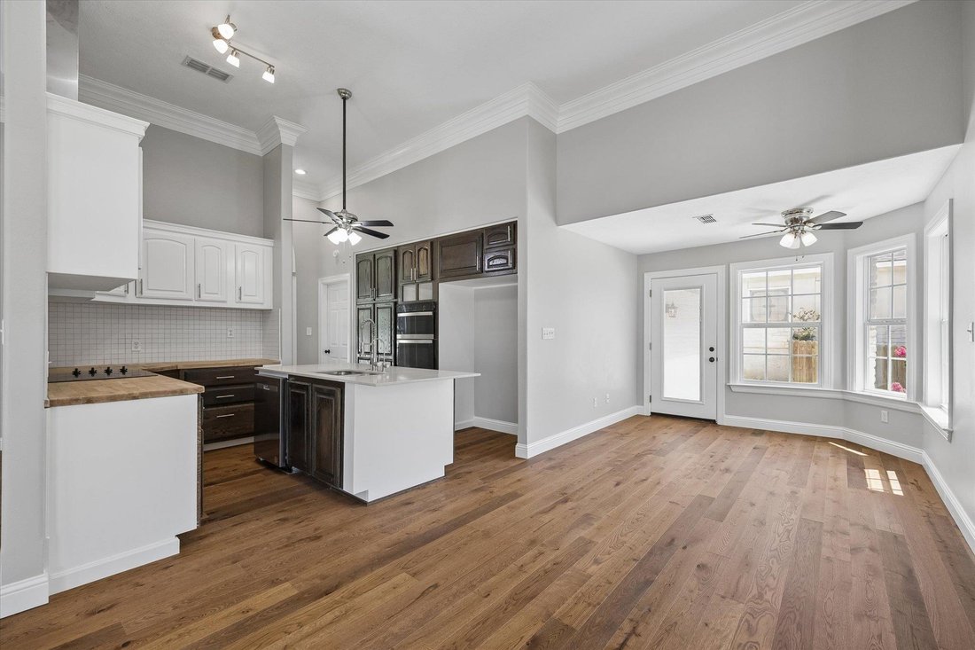 House in San Marcos, Texas, United States 5 - 18493347
