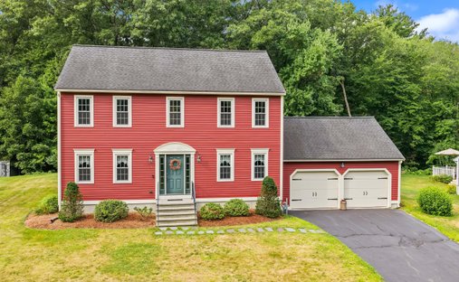 House in Shrewsbury, Massachusetts, United States 1