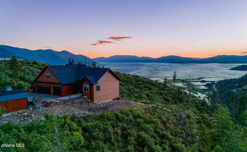 House in Clark Fork, Idaho, United States 1