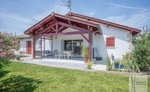 House in Saint-Pée-sur-Nivelle, Nouvelle-Aquitaine, France 1