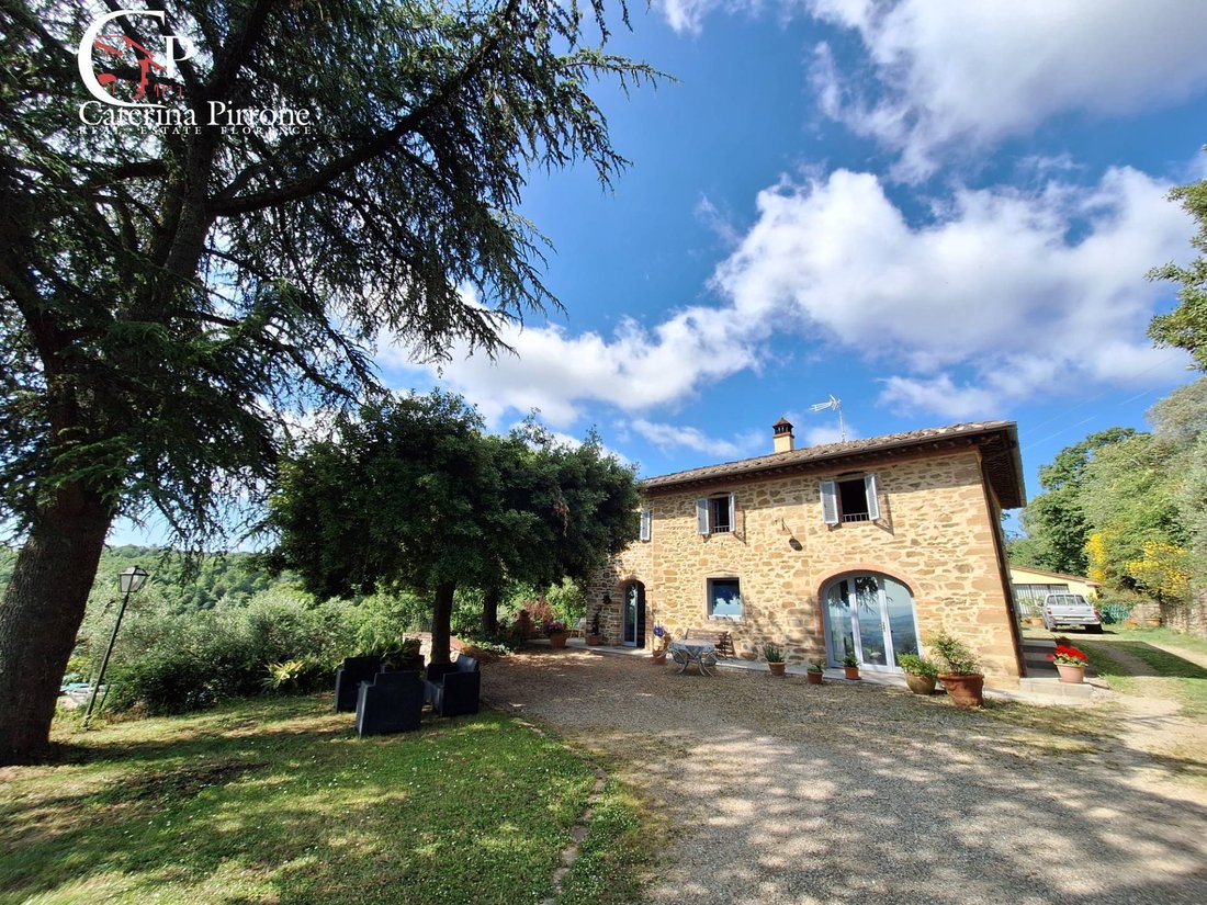 Country House in Monte San Savino, Tuscany, Italy 4 - 18495876