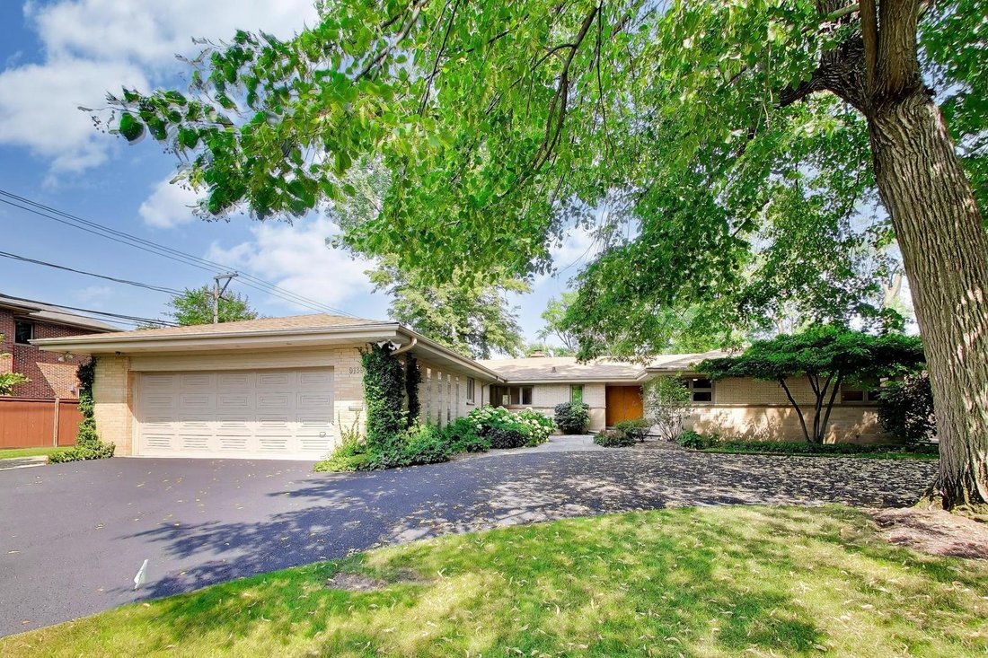 House in Skokie, Illinois, United States 1 - 18494658
