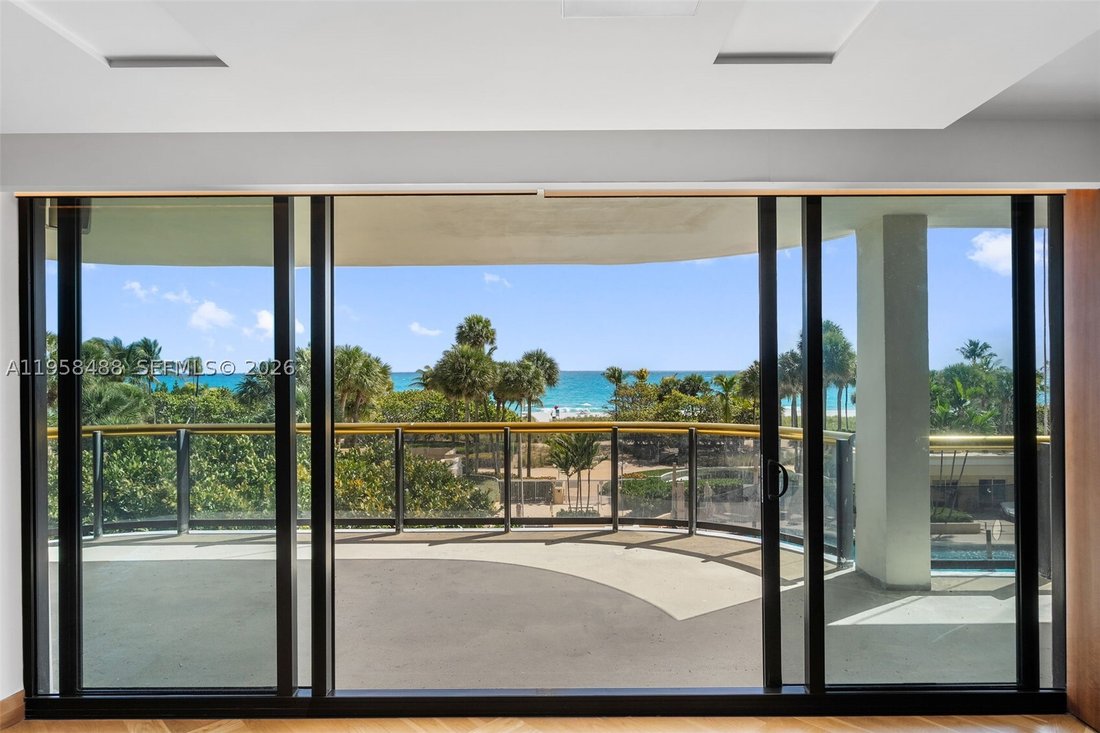 Condo in Bal Harbour, Florida, United States 2 - 17102193