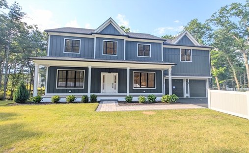 House in Hudson, Massachusetts, United States 1