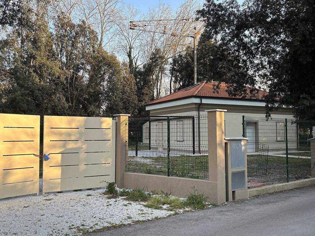 House in Ronchi, Massa, Italy 5 - 18495121