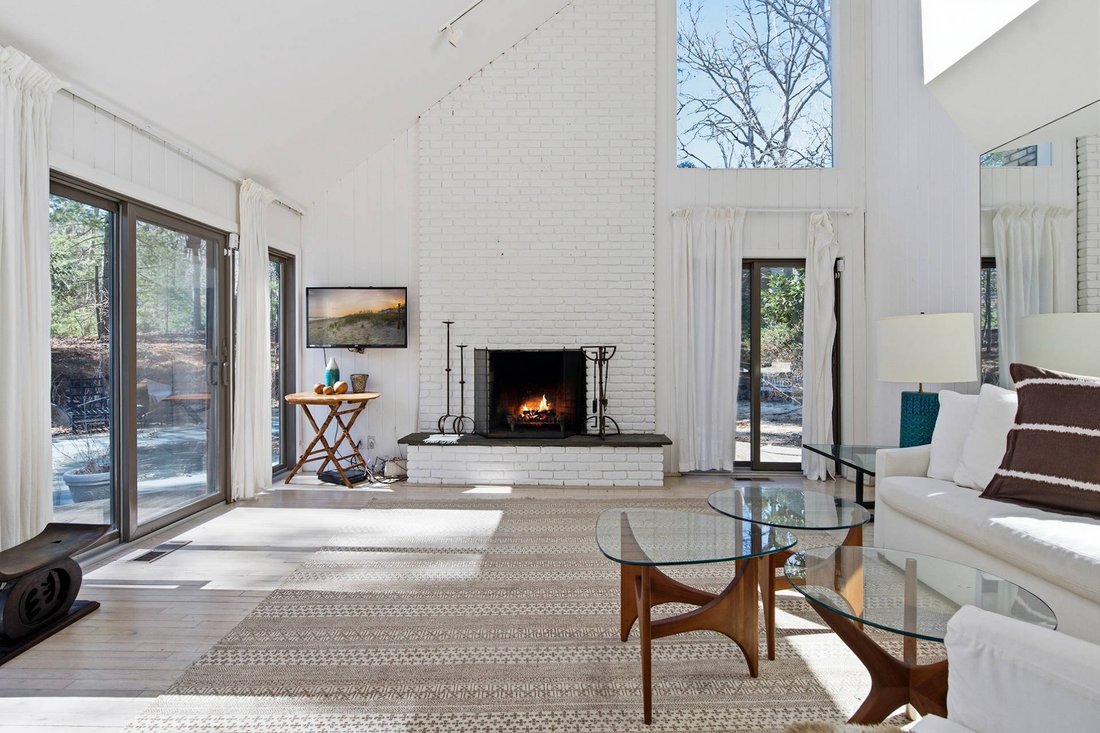 House in East Hampton, New York, United States 3 - 17331877