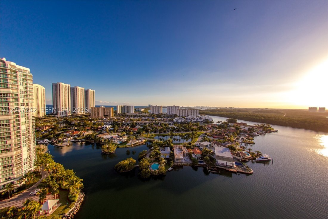 Appartement à Golden Beach, Floride, États-Unis 2 - 18493509