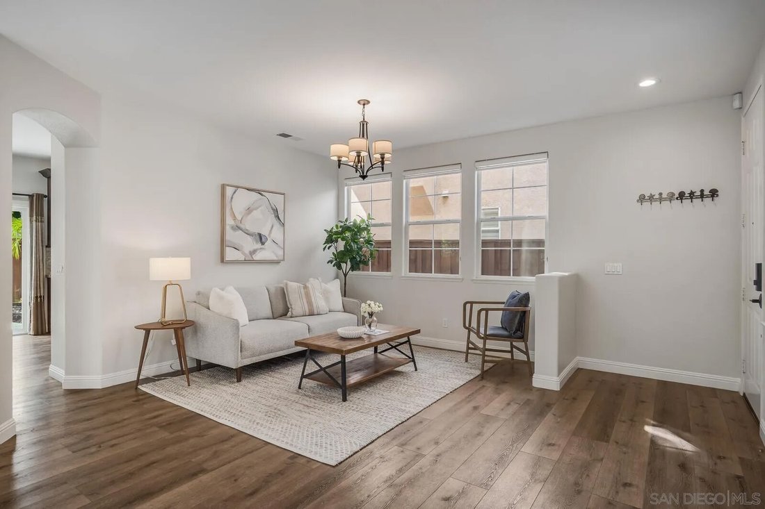 Condo in San Diego, California, United States 4 - 18493727