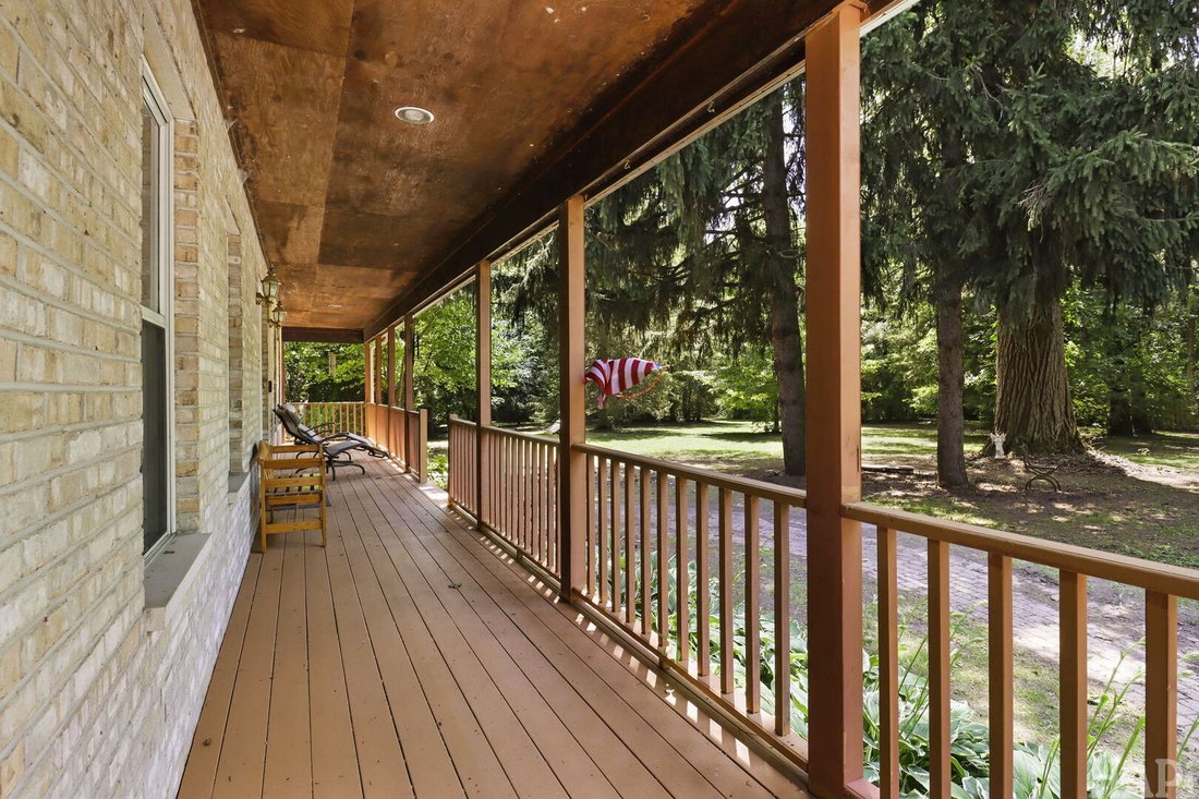 House in Antioch, Illinois, United States 4 - 18494702