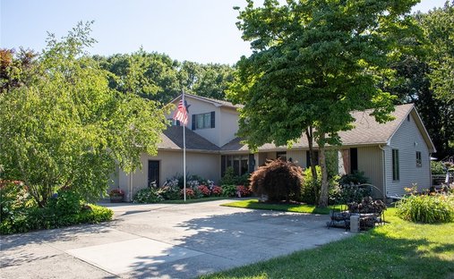 House in Cranston, Rhode Island, United States 1