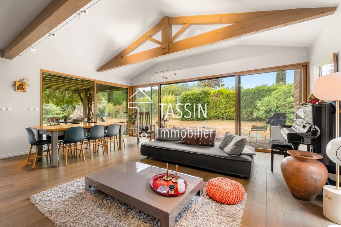 Villa in Tassin le Bourg, Tassin-la-Demi-Lune, France 2 - 18493779