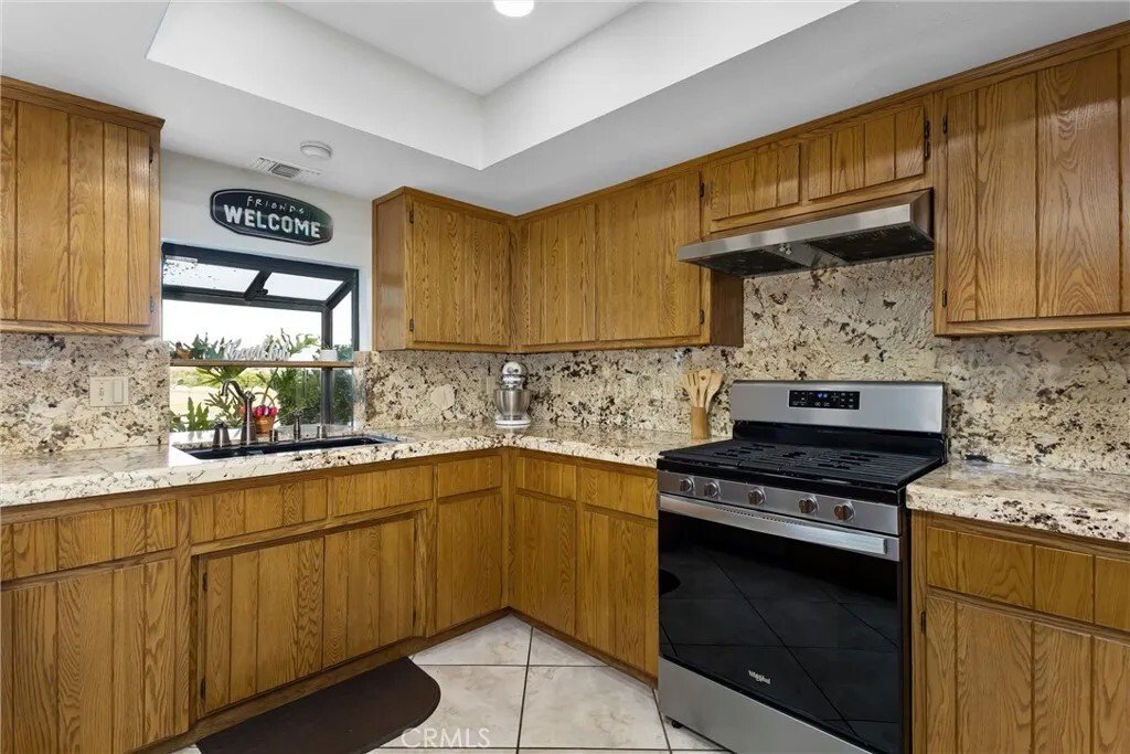 House in Redlands, California, United States 5 - 17706853