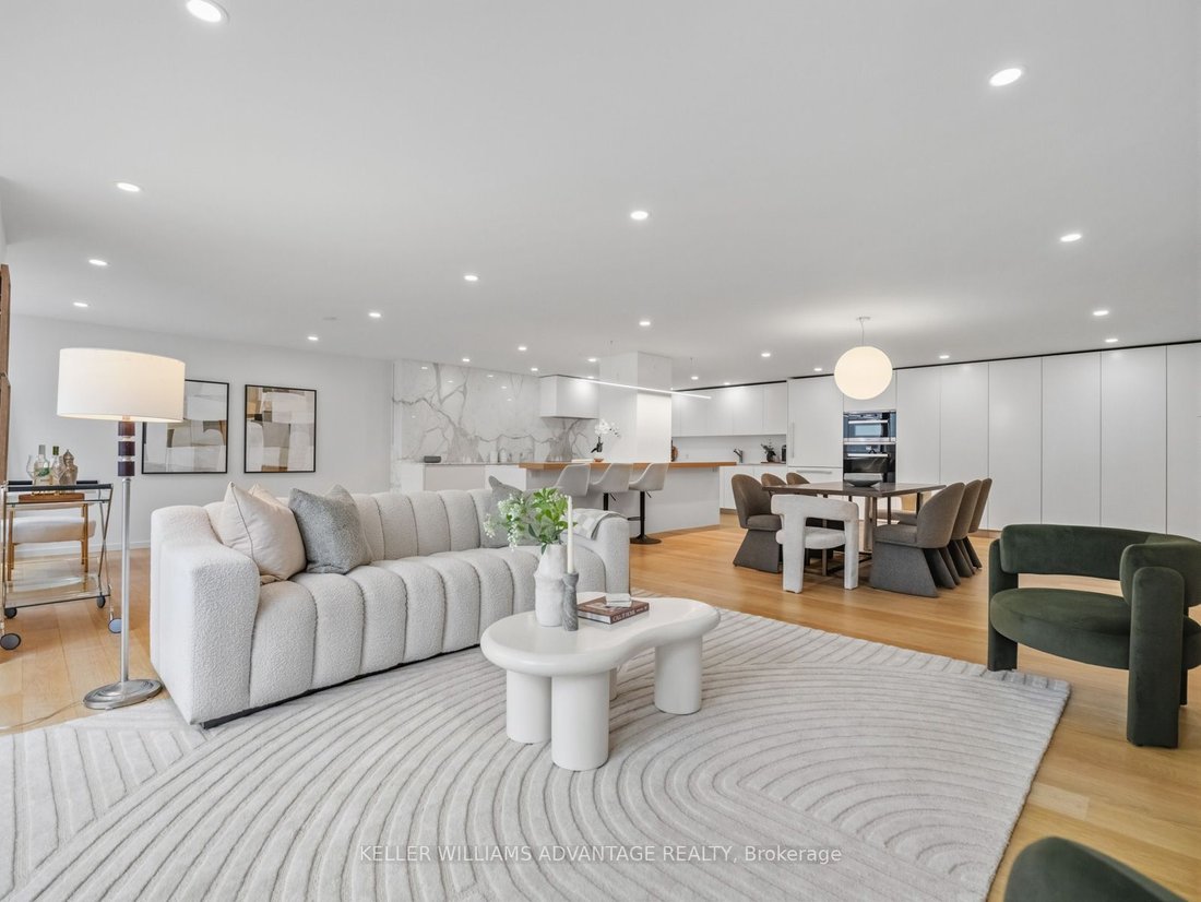 Condo in Toronto, Ontario, Canada 4 - 18494823
