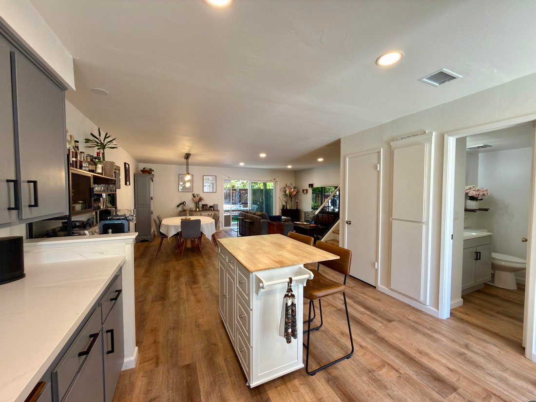 Condo in Goleta, California, United States 1 - 18078563