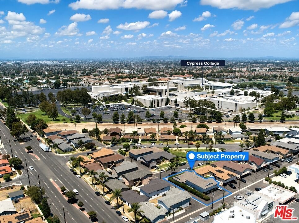 Cypress, California, United States 1 - 18494417