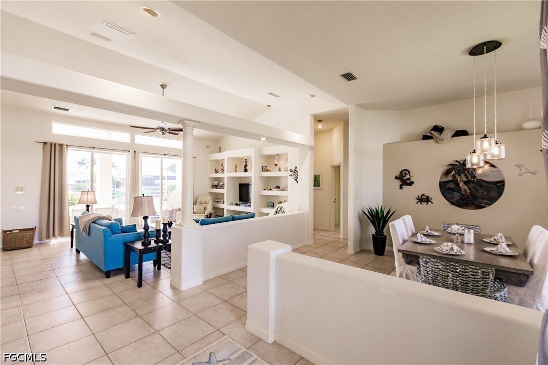 House in Cape Coral, Florida, United States 4 - 18493721