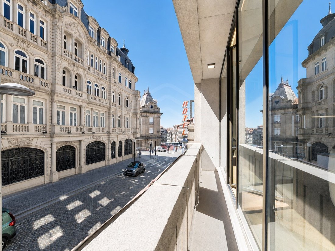 Apartment in Cedofeita, Santo Ildefonso, Se, Miragaia, Sao Nicolau e Vitoria, Porto District, Portugal 1 - 17302909
