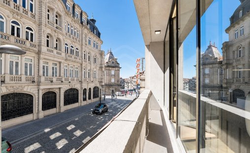 Apartment in Cedofeita, Santo Ildefonso, Se, Miragaia, Sao Nicolau e Vitoria, Porto District, Portugal 1