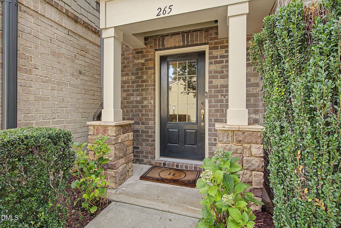 House in Cary, North Carolina, United States 2 - 18495799