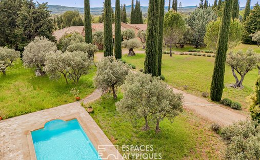 Villa in Aups, Provence-Alpes-Côte d'Azur, France 1