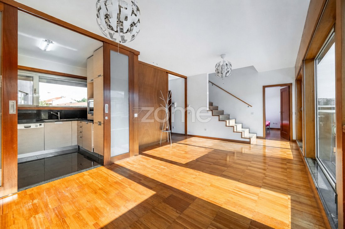 Apartment in Paranhos, Porto District, Portugal 2 - 18495272