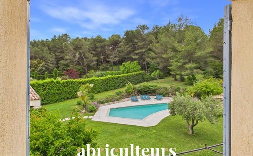 House in Rognes, Provence-Alpes-Côte d'Azur, France 1