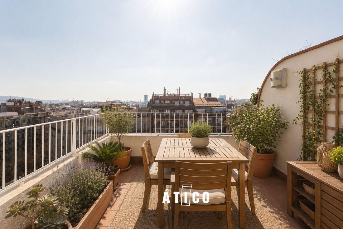 Penthouse in Eixample, Barcelona, Spain 2 - 17447049