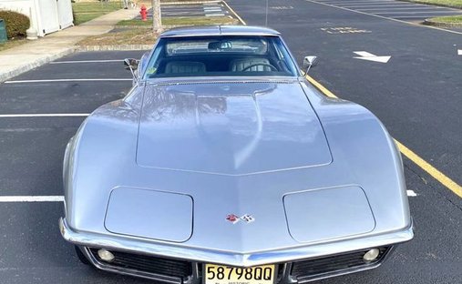 Chevrolet Corvette in Calverton, NY, United States 1