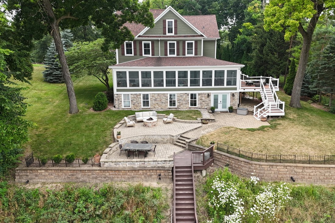 House in Antioch, Illinois, United States 2 - 18494735