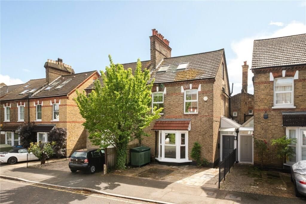 Villa in Crooked Billet, Merton, England 1 - 18493144