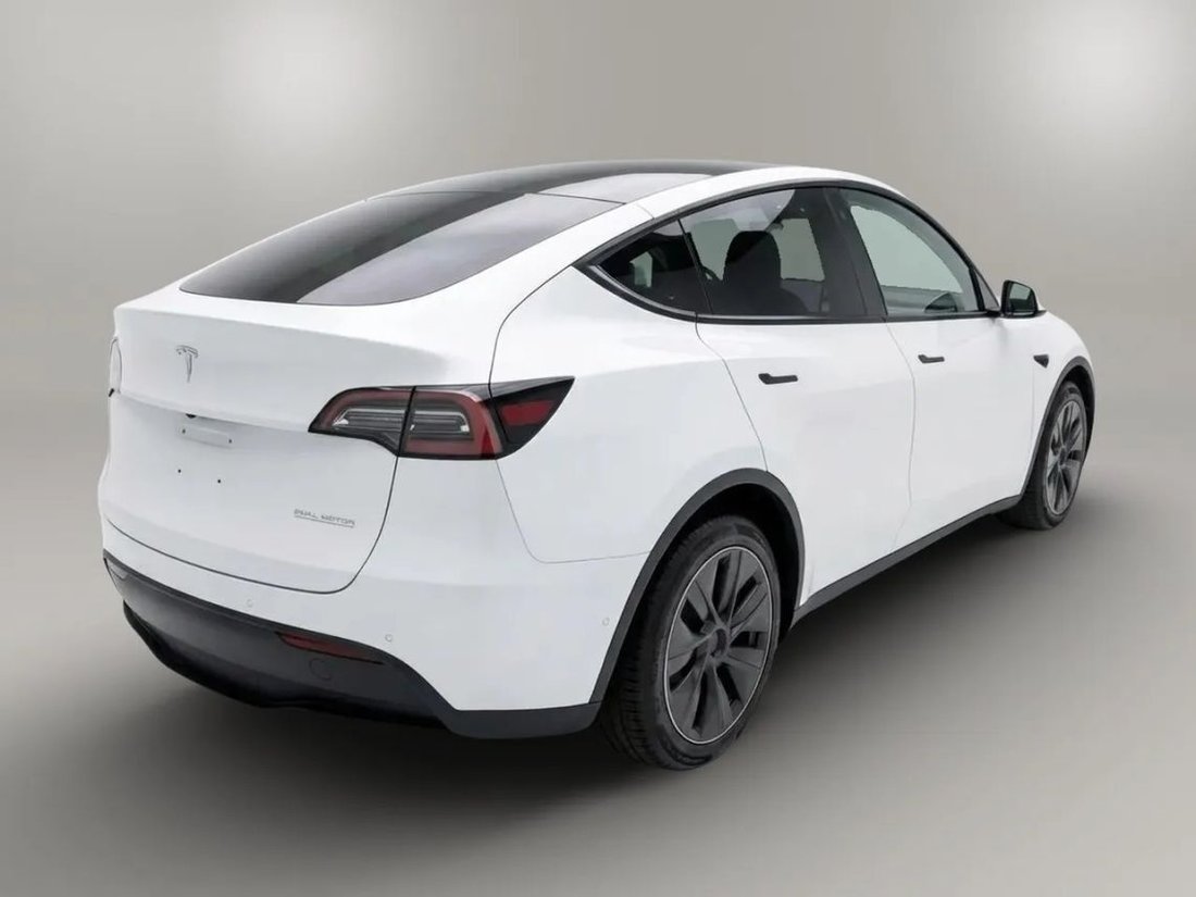 Suv in Ontario, CA, United States 2 - 18146967