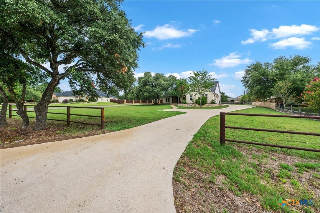 House in Salado, Texas, United States 3 - 18494125