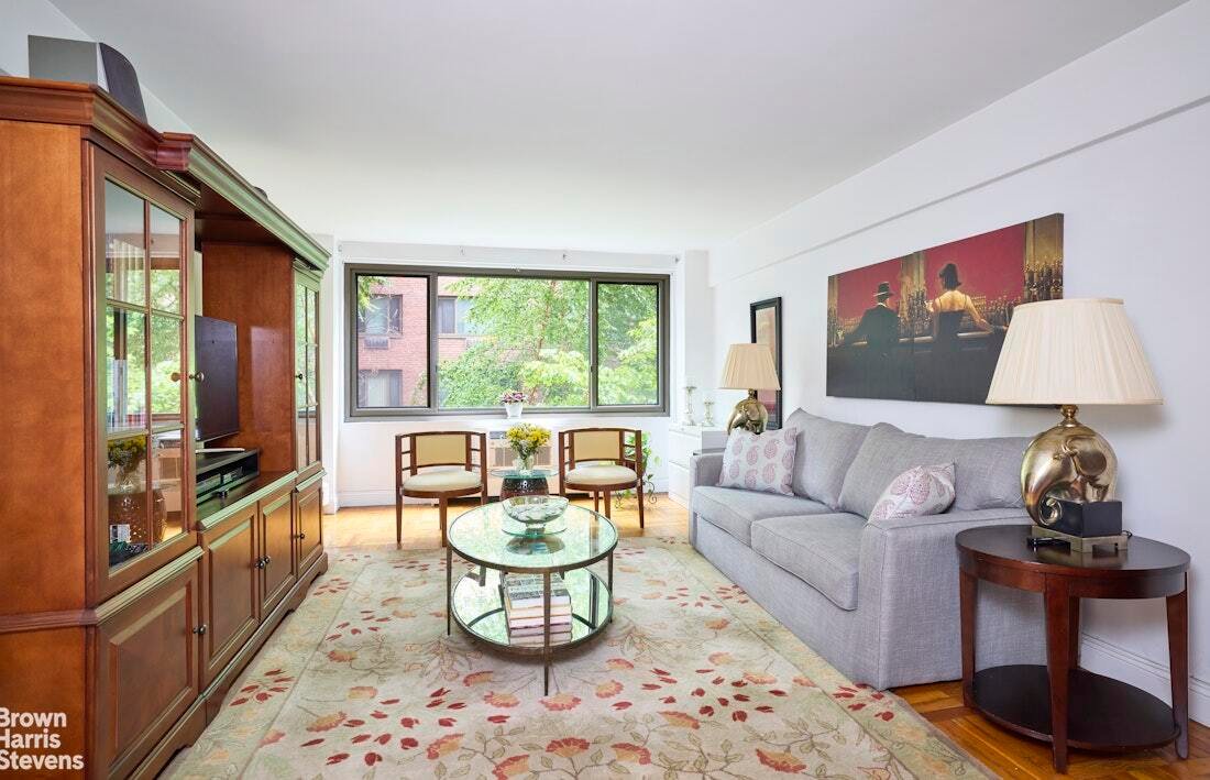 House in New York, New York, United States 1 - 18493921