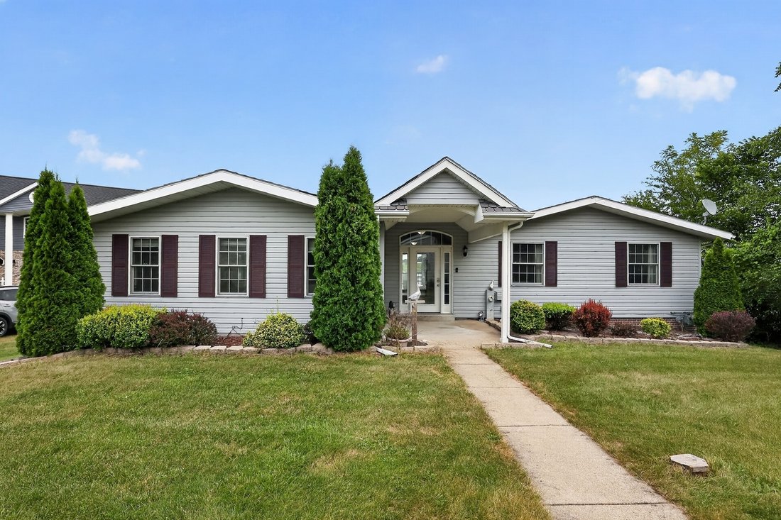 House in Davis, Illinois, United States 1 - 18494727